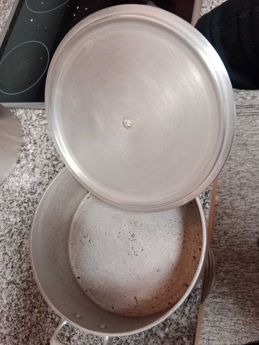 Tachos de metal - marca Meu Lar