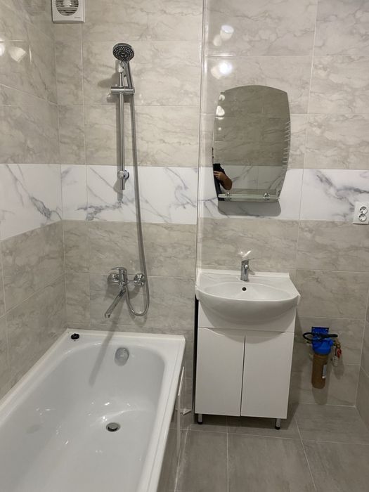 Оренда однокімнатна Київська