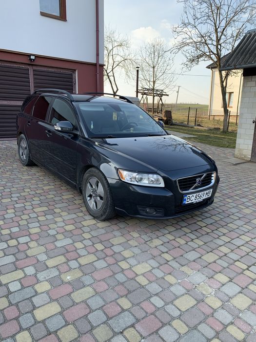 Продам авто Volvo v50