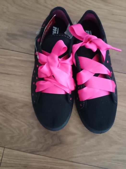 Nowe trampki MD 35 tenisówki czarne w różowe kropki
