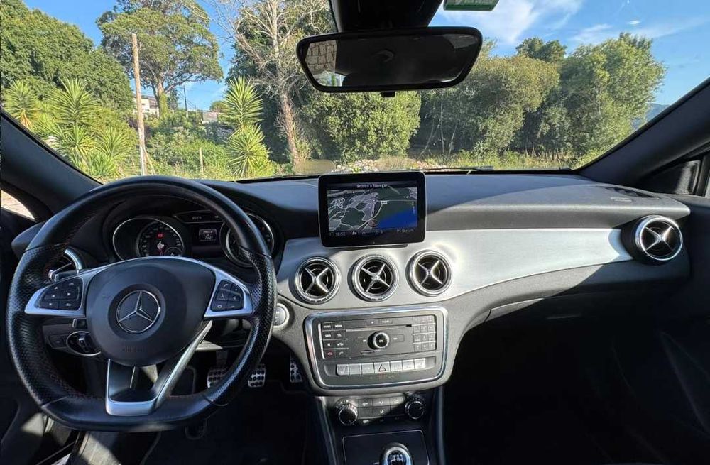 Mercedes-Benz CLA 180 d AMG Line
