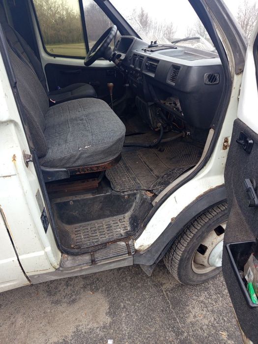 Газель 2705  2000 года.груз пас.