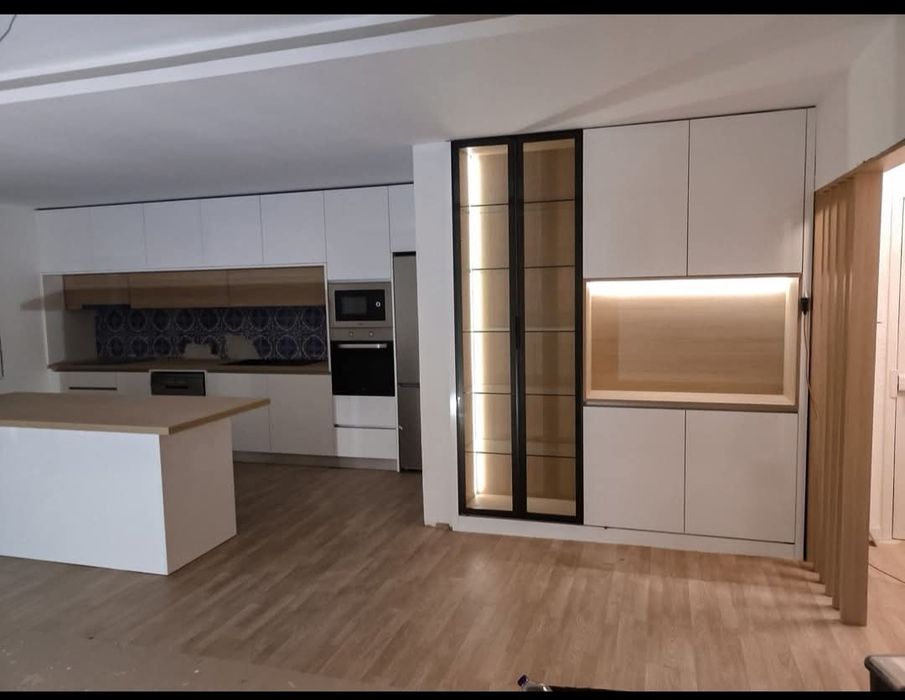 Fabrico de cozinhas e todos tipos de móveis