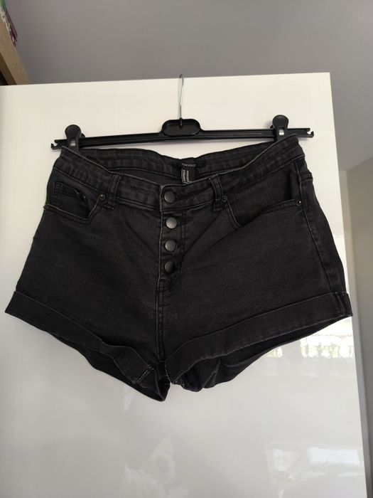 Czarne szorty Forever 21