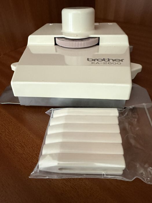 Brother KA 2600 - Carro de Intarsia original