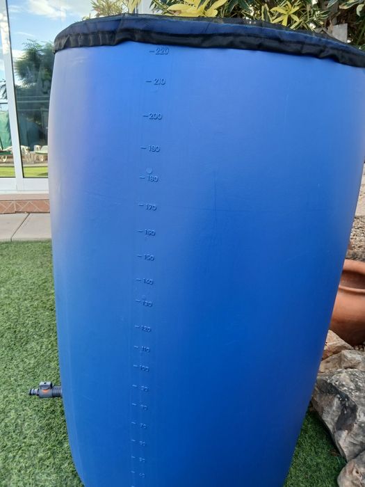 € Promoção € Bidões/Depósitos de 220L pra água torneira e rede protecç
