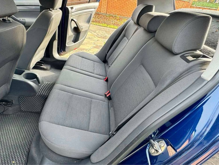 Продам volkswagen golf 5