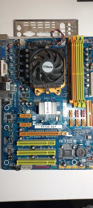 Biostar TF720 A2+ Athlon II X2 240 + кулер+1Gb