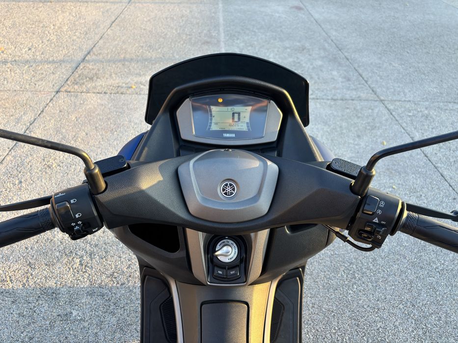 Yamaha NMAX 125 (C/ Garantia) - 18.200kms