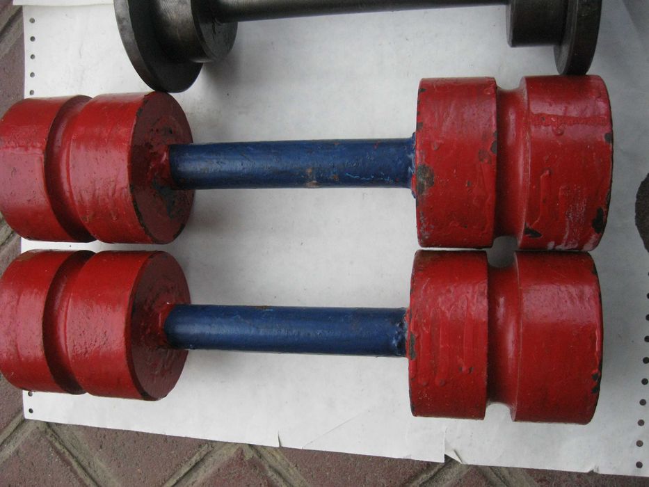 Продам гантели 6 и 3,5 кг