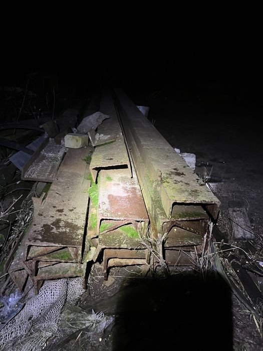 Литой швеллер(швейлер) 18 новый