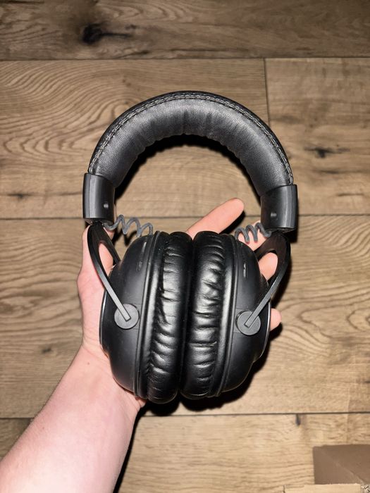 na sprzedaz skuchawki logitech pro X