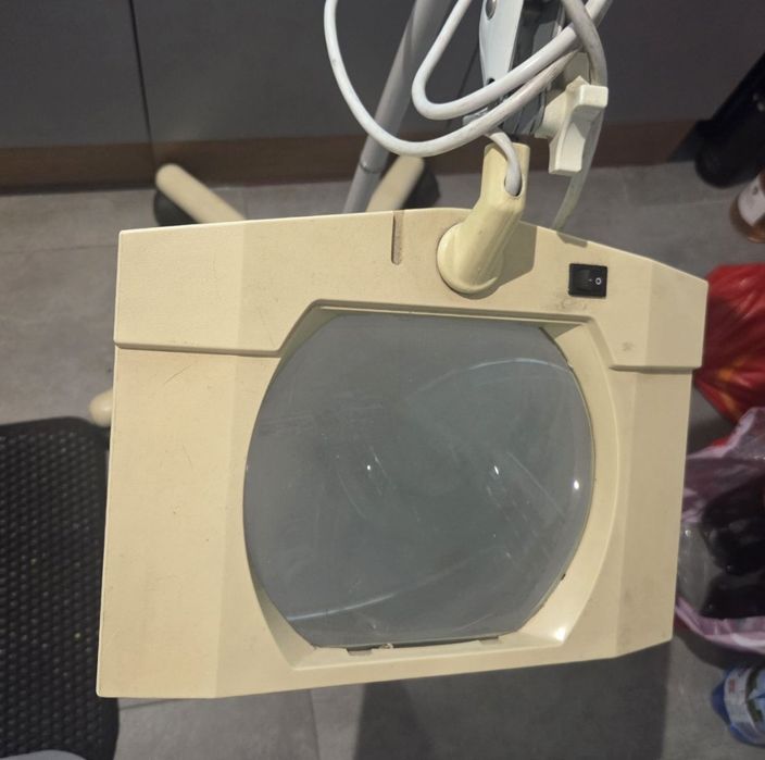 Lampa lupa kosmetyczna