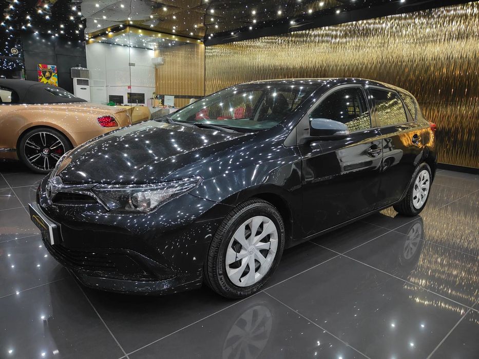 Toyota Auris 1.4 D-4D + AC