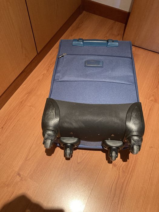 Mala viagem comely cabine