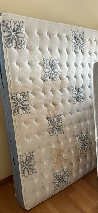 Colchão usado a venda 200x200