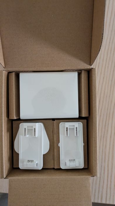 Razer USB-C 130W GaN Charger Branco NOVO