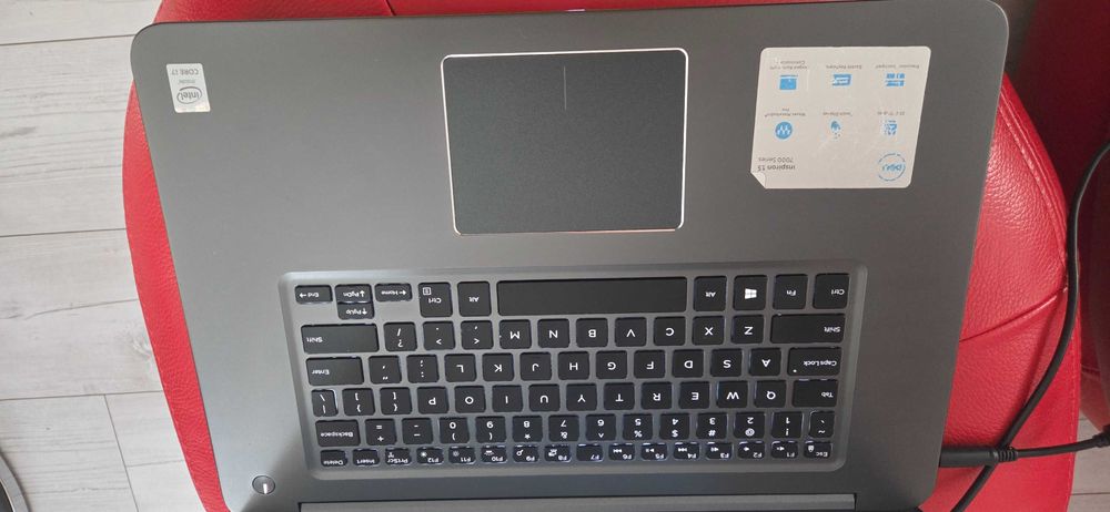 Dell inspiron 15 series 7000
