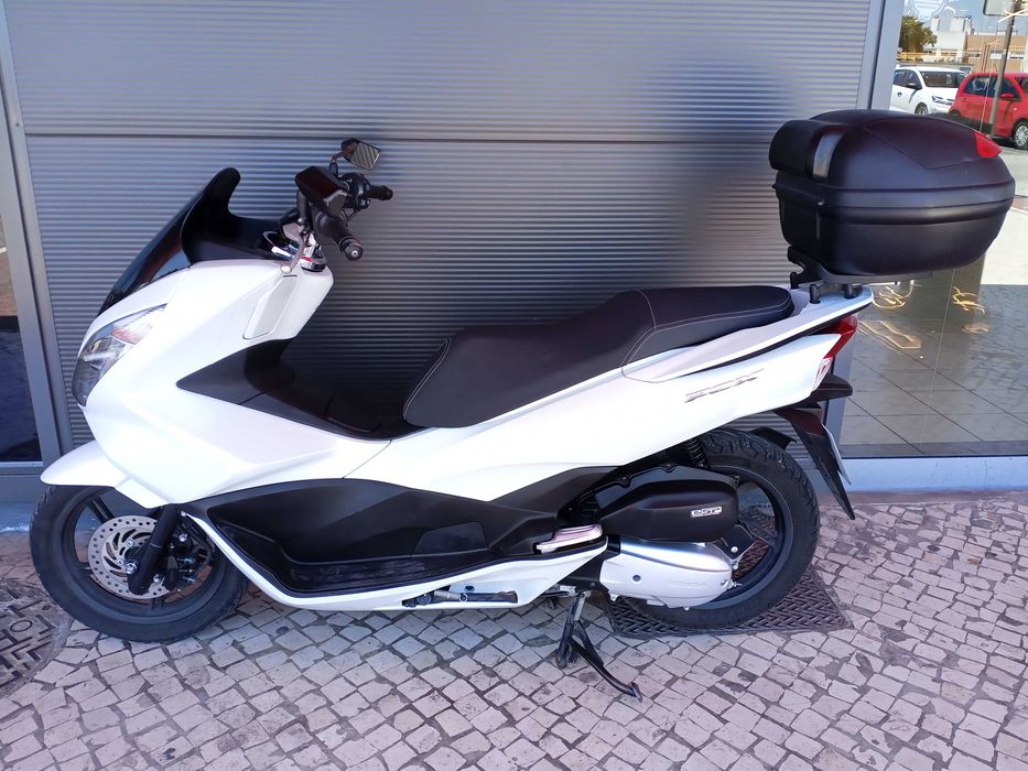 Honda PCX Branca 2017