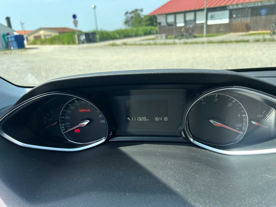 Peugeot 308 SW 1.6 BlueHDi Allure