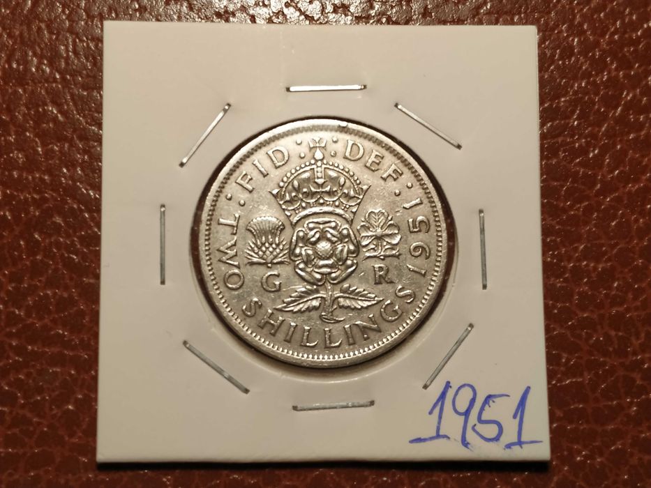 360 Reino Unido - moeda de 2 shillings de 1951 (plantas)
