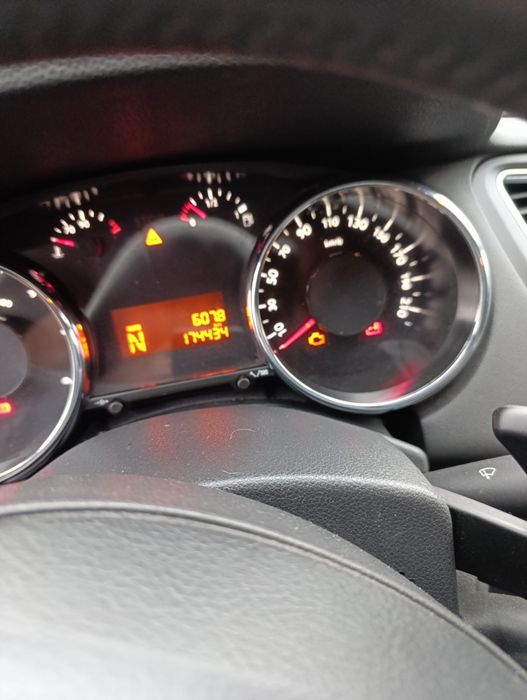 Peugeot 5008 1.6 e-hdi