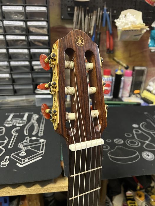 Yamaha SLG200N Silent Guitar Nylon