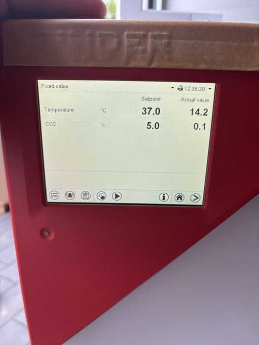 Inkubator co2 cieplarka Binder CB 210