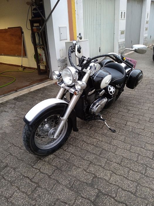 Suzuki intruder VL 800