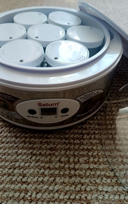 Йогурниця Saturn
