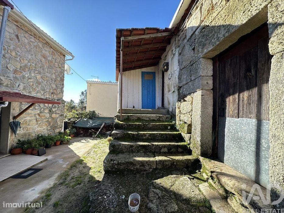 Casa de Campo T2 em Trancoso e Souto Maior de 30 m2