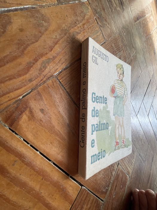 Gente de palmo e meio