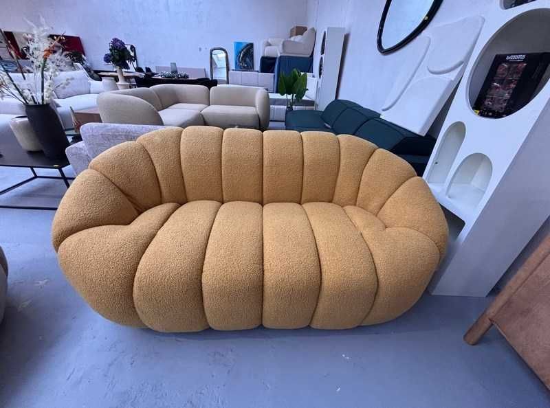 Designerska sofa 2-os.  musztardowa Remy 180x90x76 Christian Lacroix