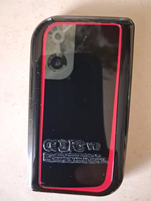Mini smartfon V10