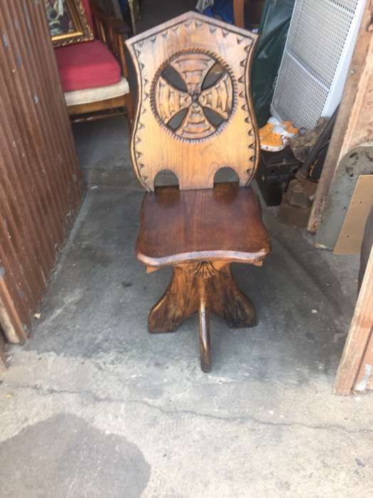 Cadeira banco em Madeira