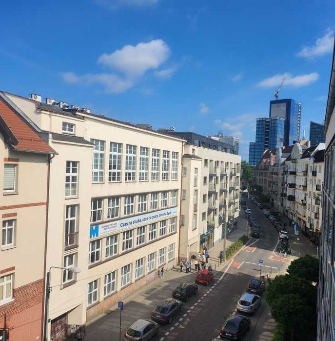 Pokój z balkonem na wynajem w ścisłym centrum
