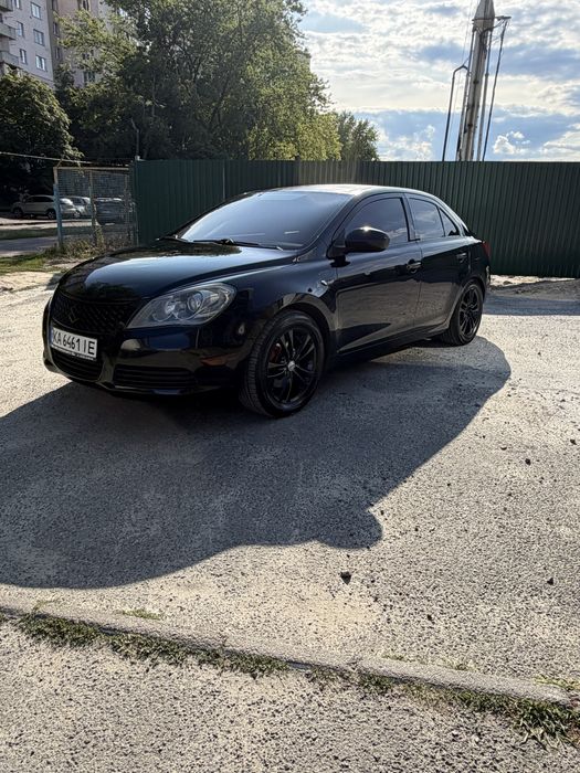 Suzuki Kizahi 2.4 газ/бензін