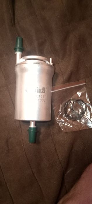 Продам топливный фильтр для skoda fabia