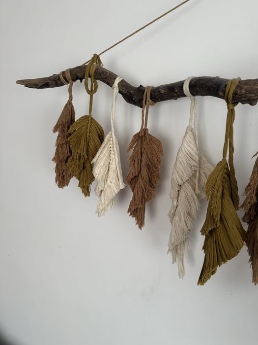 Peça Macramé Madeira e folhas