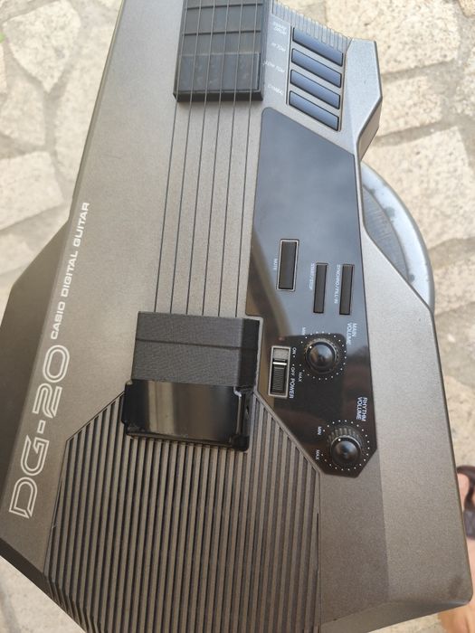 Guitarra sintetizador japonesa Casio midi