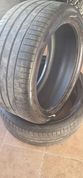 Pneus pirelli 315/35 R21