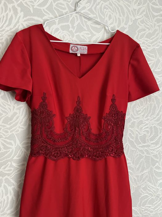 Плаття на будь яке свято