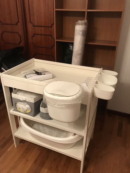 Berço SUNDVIK (ikea) + colchão  + trocador GULLIVER + muda fraldas