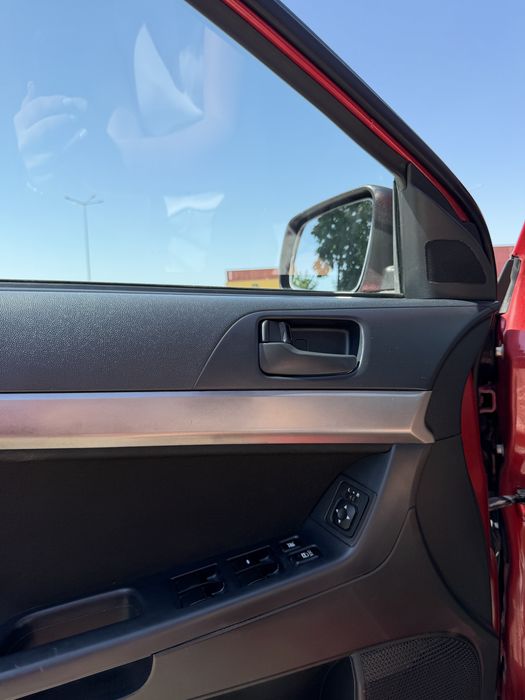 Mitsubishi Lancer 10-X