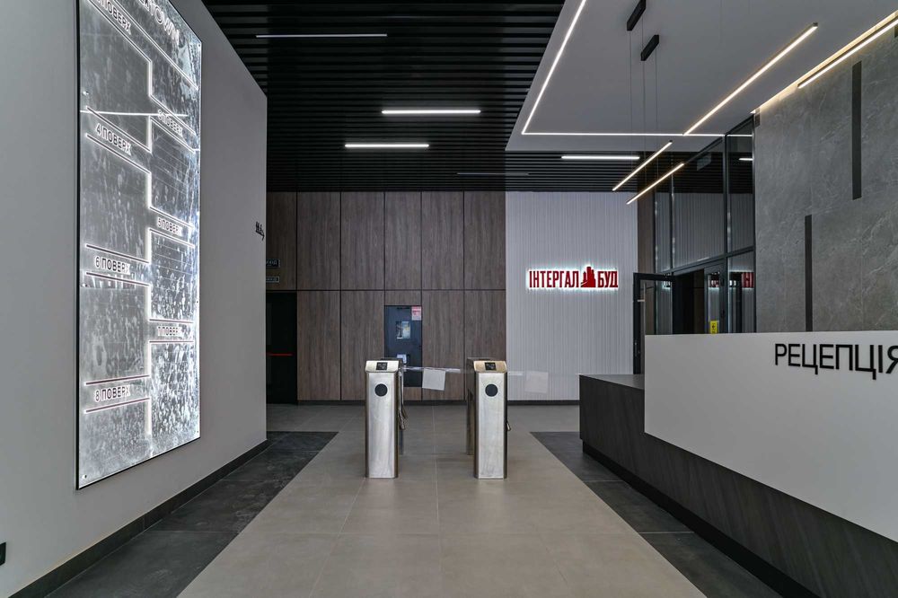 Продаж офісів в бізнес-центрі класу А, Чорновола