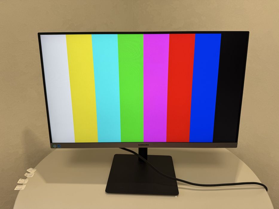 Професійний монітор 24" Samsung S24R650 IPS FHD