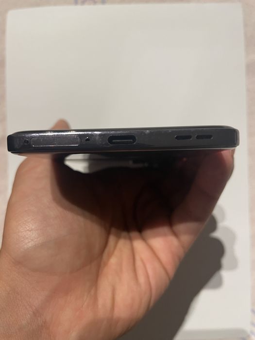 Oppo Reno 12 Pro 5G (12Gb RAM / 512 GB Armazenamento)