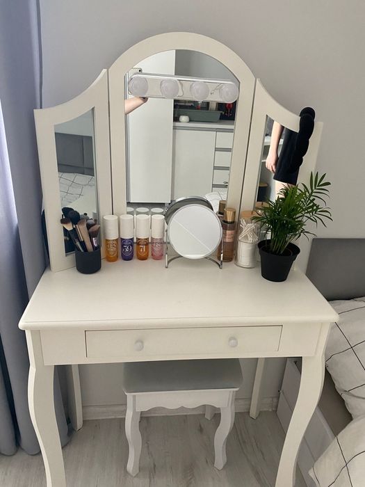 Toaletka stan bardzo dobry