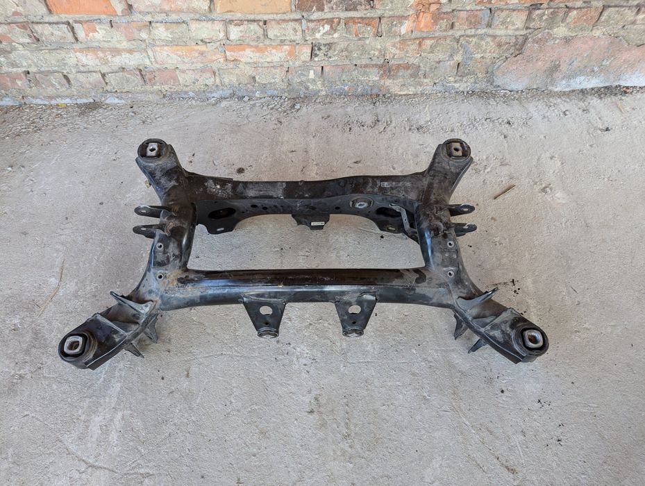 Балка подрамник задний BMW F20 F30 F31 F32 РАЗБОРКА БМВ Ф30