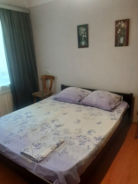 Квартира подобово. Метро Святошин 150 метрів.Онкоцентр.Завод Антонова